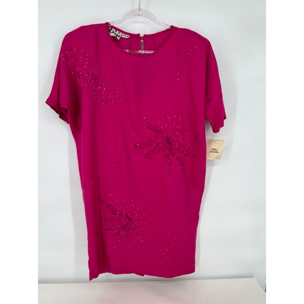 Pakistani-Indian Women Size M Pink‎ with Embroidery and Embellishments NWT